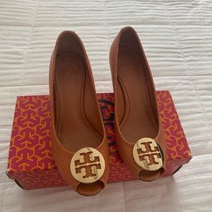 Tory Burch Sally wedges
